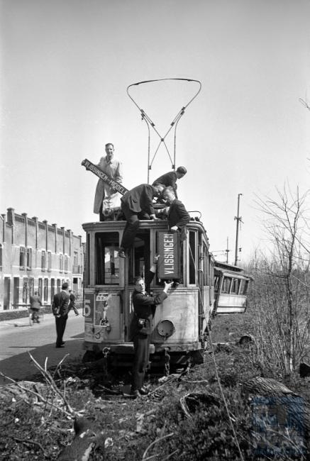 Door de inundatie van Walcheren in oktober 1944 moest het tramverkeer worden gestaakt om daarna nooit meer te worden hervat. Niet alle trams bevonden zich toen in de remise.